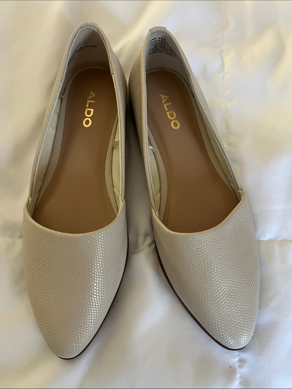 ALDO Women's Cream Textured Pointed-Toe Flats